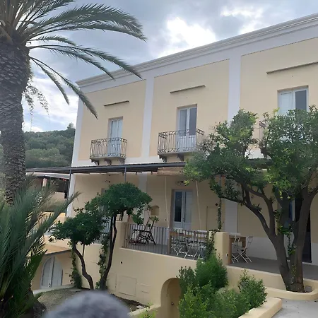 Giacinti Villa Lingua